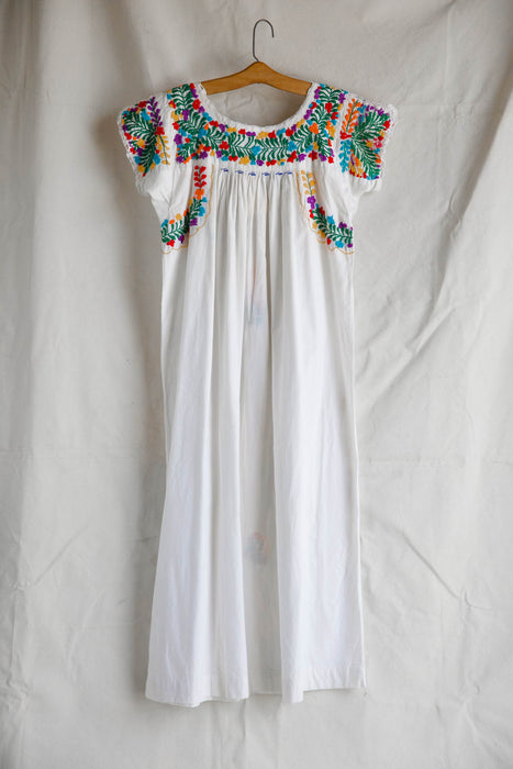 Long White Mexican Embroidered Dress Size S-M