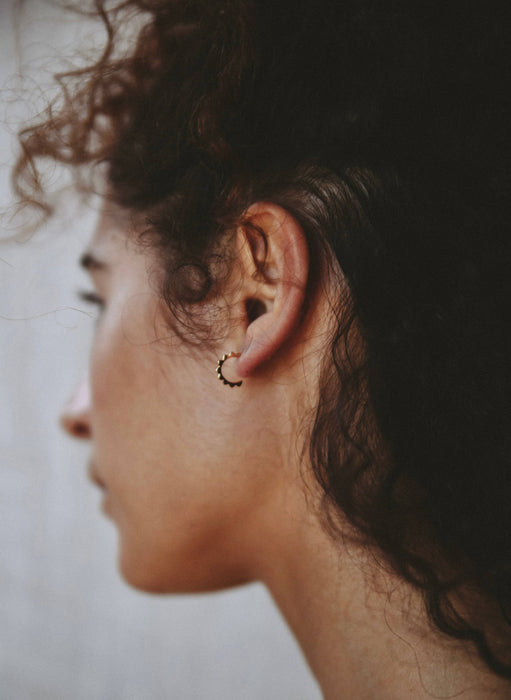León Earrings